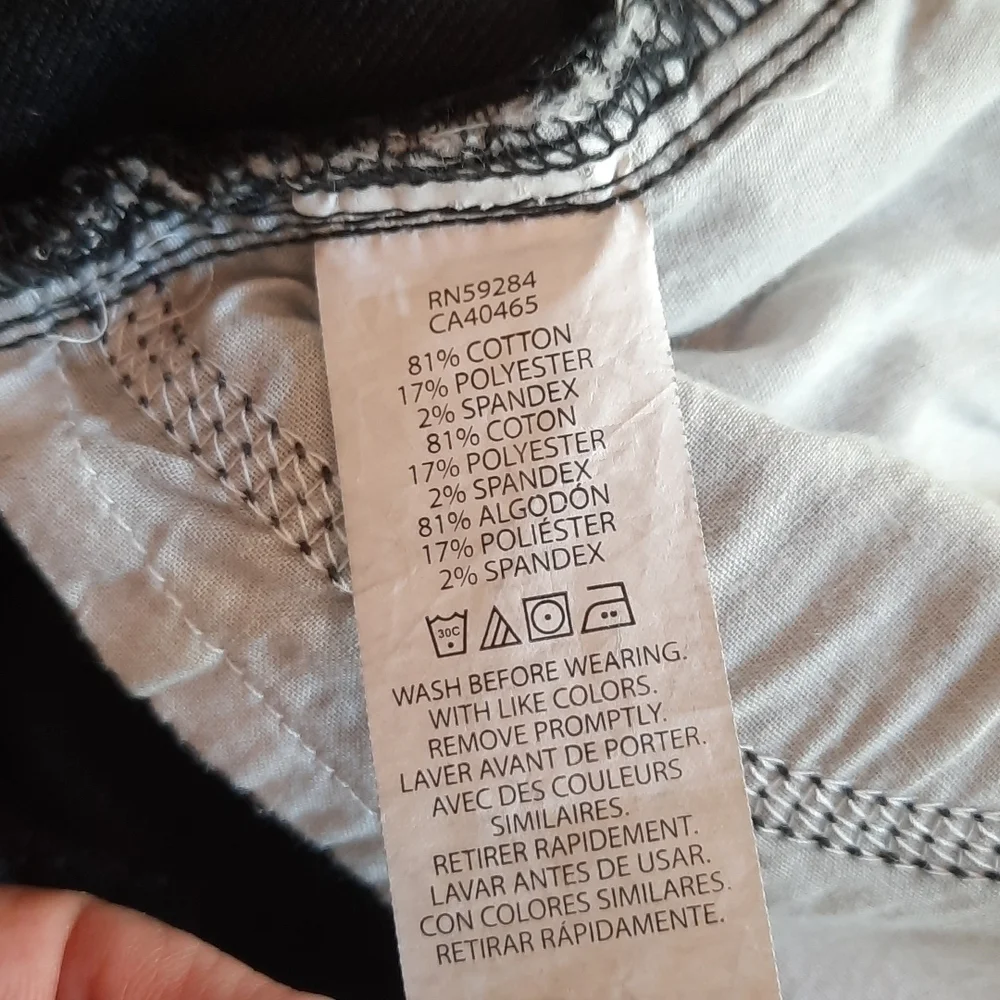 Children's Place size 10 black super skinny adjustable waist jeans